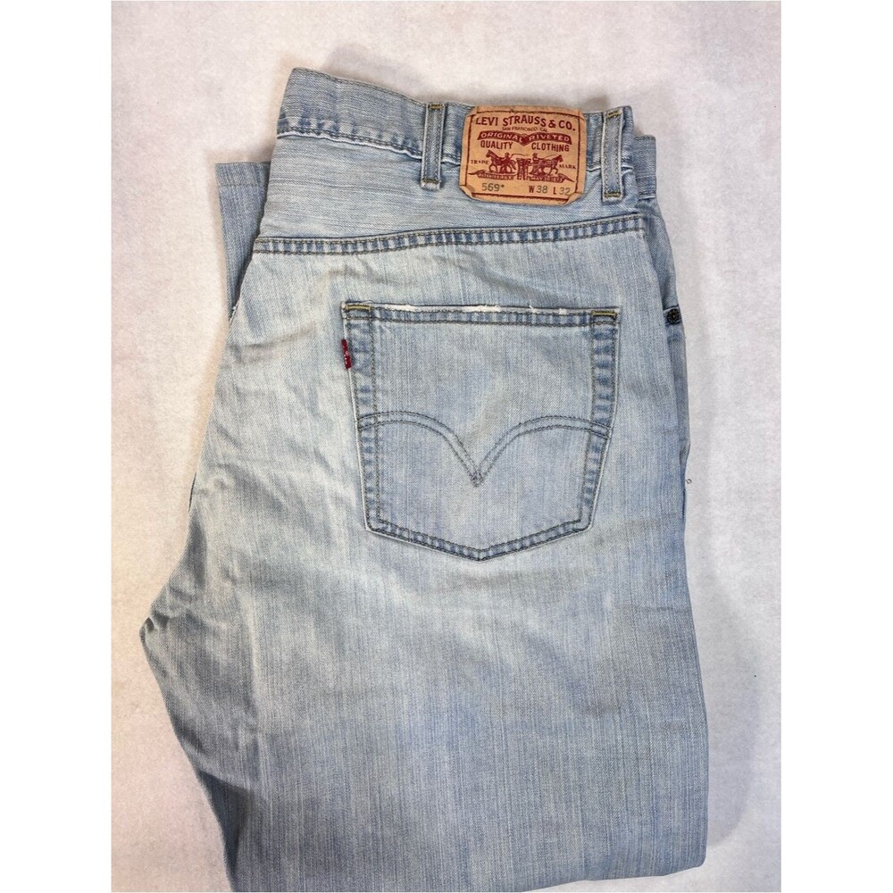 Levi's Men's Light Blue 569 Relaxed Straight Jeans 38/32